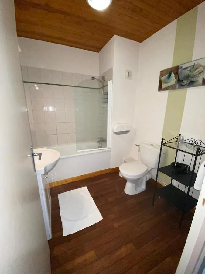 **  Hotel Fontaine, Morlaix France